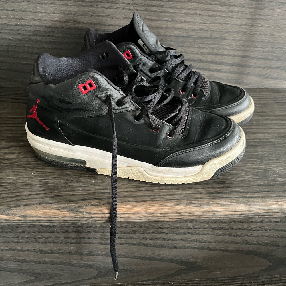 Michael Jordan kids black runners sz 6 VGUC